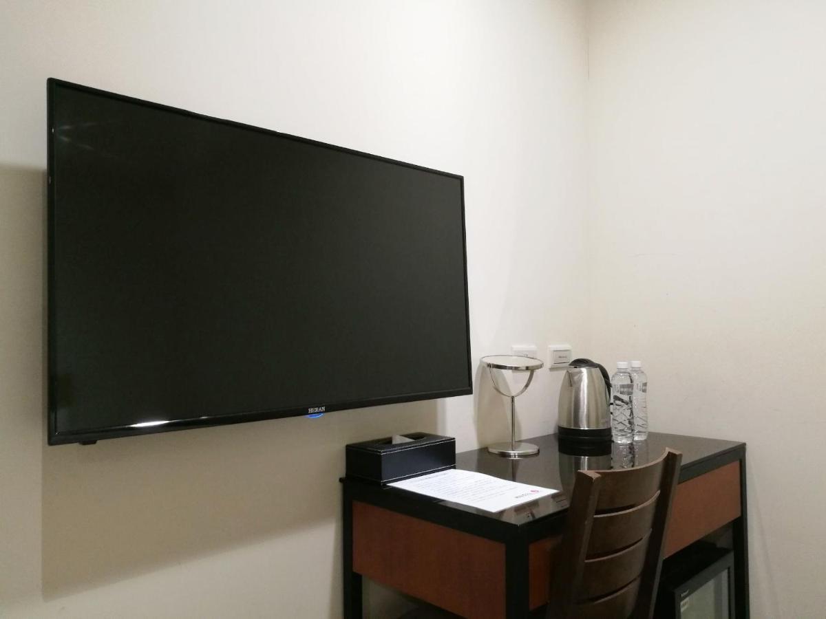 Hotel J Taoyuan Pingcsen Kültér fotó