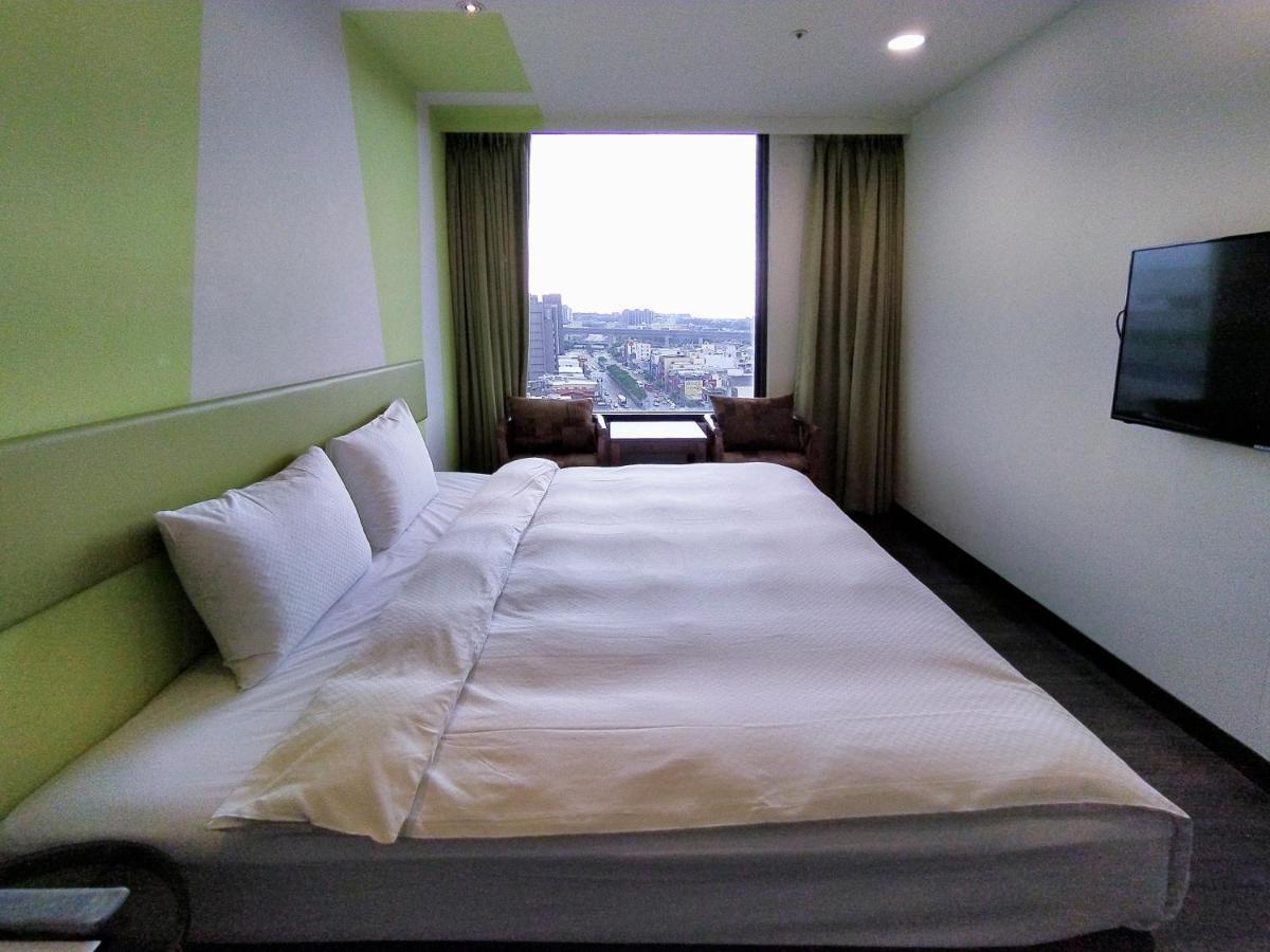 Hotel J Taoyuan Pingcsen Kültér fotó