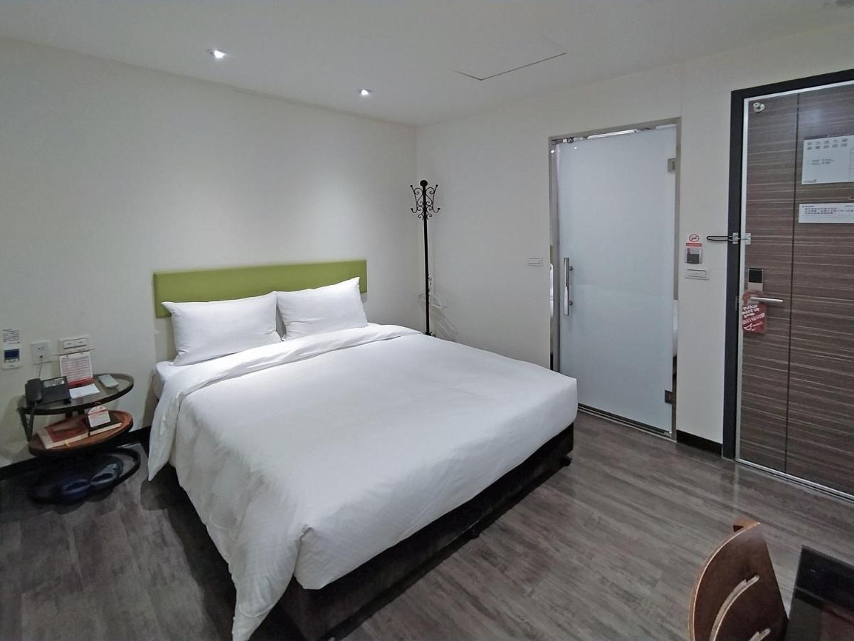 Hotel J Taoyuan Pingcsen Kültér fotó