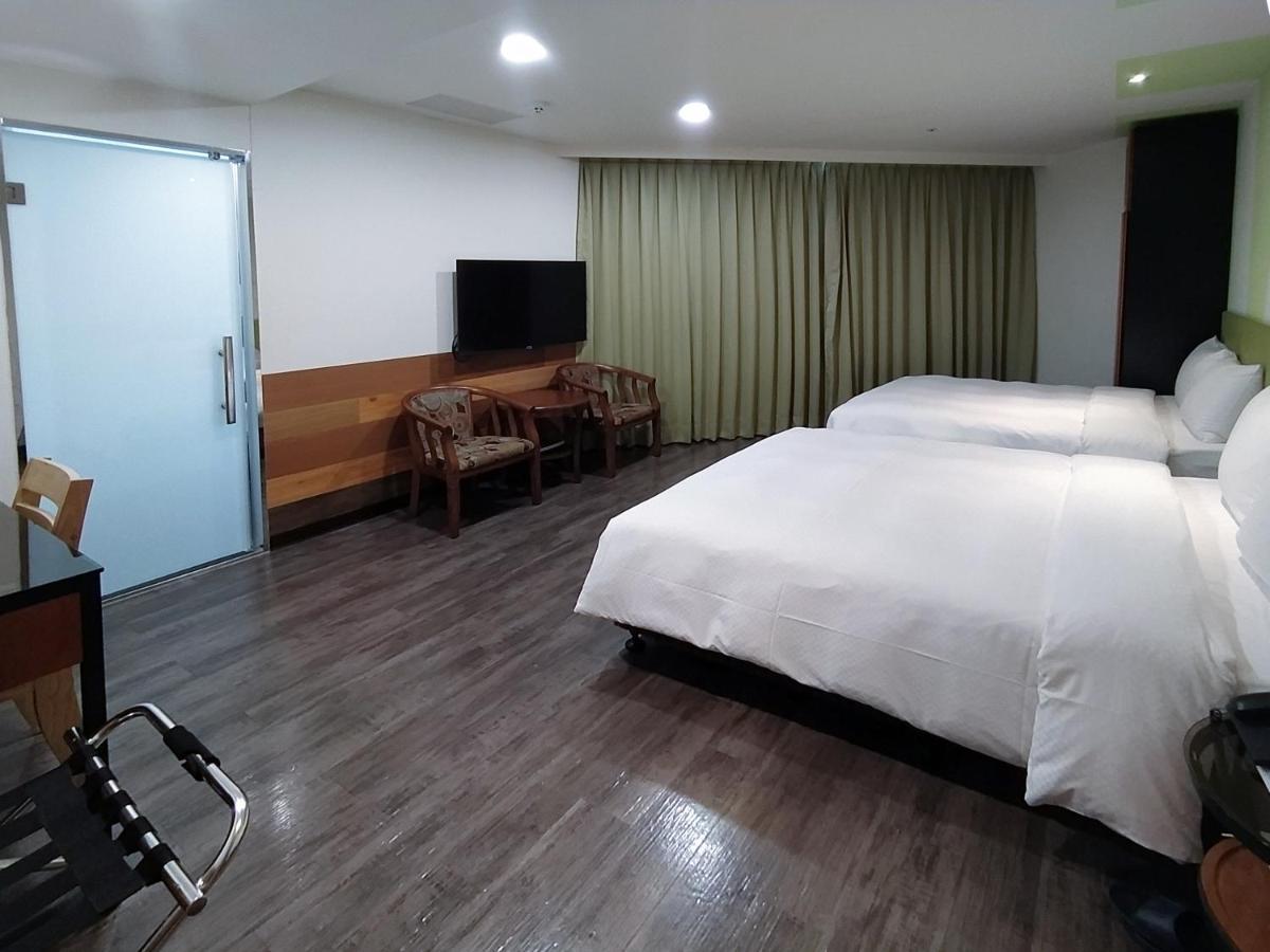 Hotel J Taoyuan Pingcsen Kültér fotó